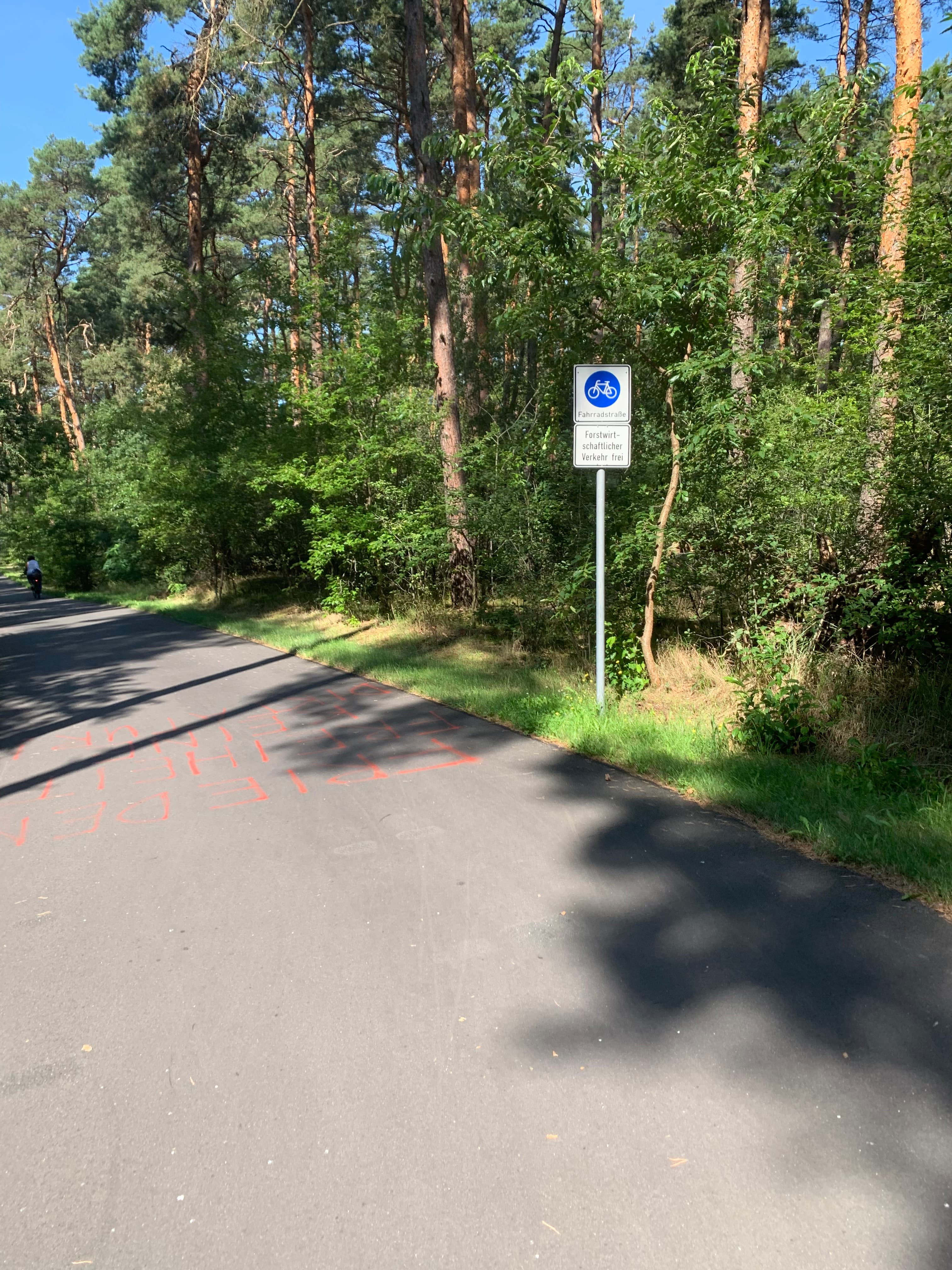 Familienreise mit Fahrrädern bei jopala